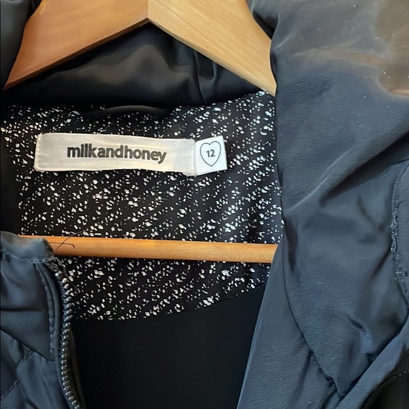 Milk and Honey Winter Jacket Size 12 - Picture 4 of 8